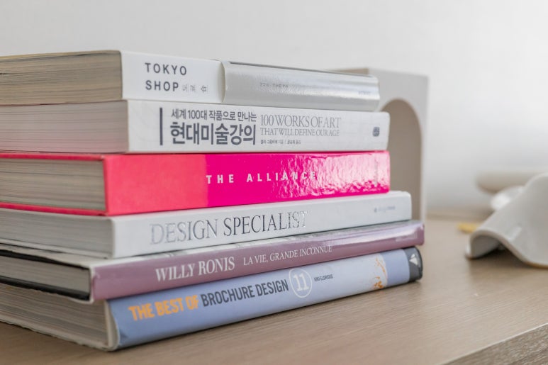 서울 삼성동 틸리에(Tealier) 하우스 : 디자인 가구와 기록에 진심인 컬렉터의 집