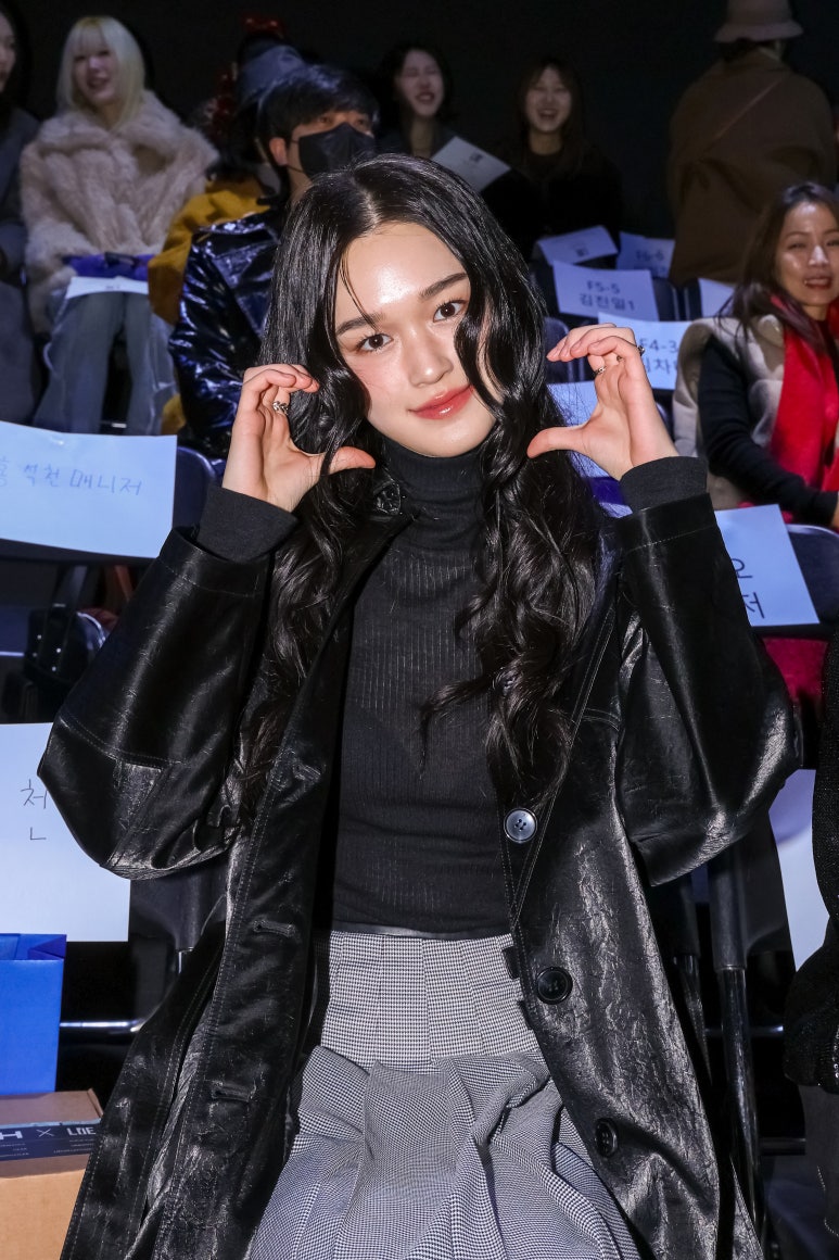인터스타일 초대의 순간 : 이청청 디자이너 라이컬렉션 25FW 서울패션위크