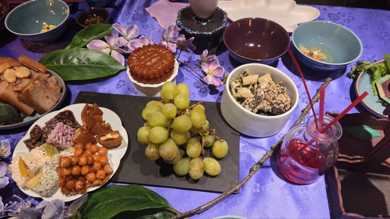 인터스타일 초대의 순간 : 카일라 하우스 가장(家裝) 무도회 ‘모던 잔치’