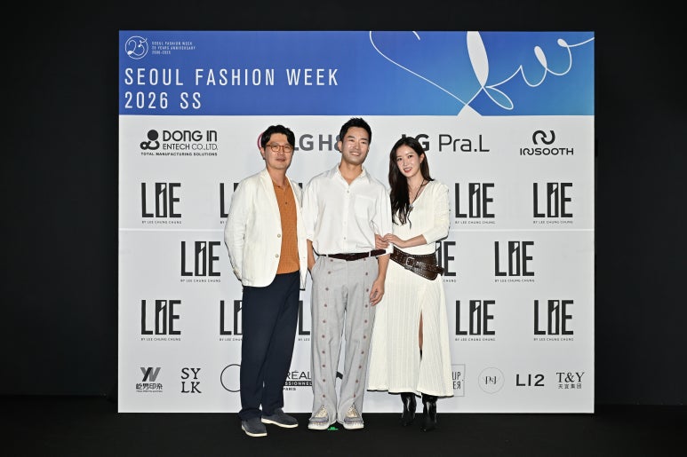 인터스타일 초대의 순간 : 이청청 디자이너 라이컬렉션 26SS 서울패션위크