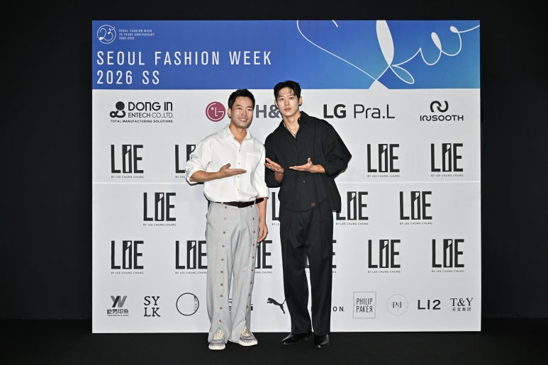 인터스타일 초대의 순간 : 이청청 디자이너 라이컬렉션 26SS 서울패션위크