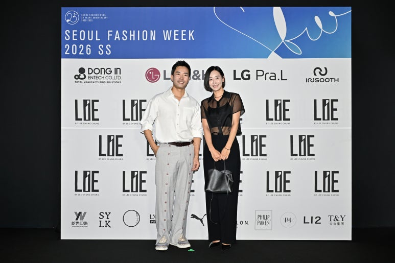 인터스타일 초대의 순간 : 이청청 디자이너 라이컬렉션 26SS 서울패션위크