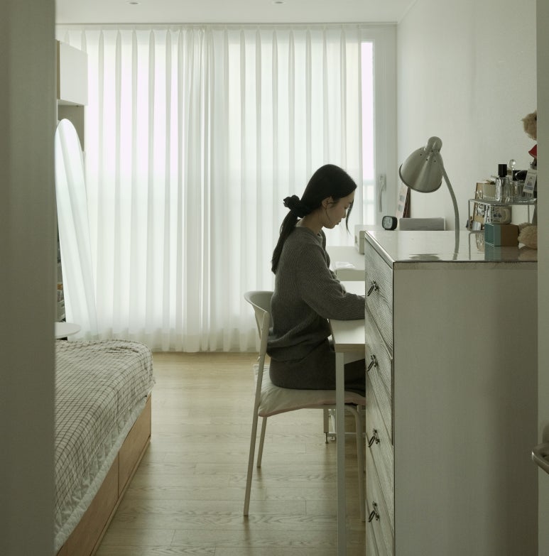 서울 마포구 루시아 하우스 : 하늘과 땅의 고요를 기록하는 크리에이터의 집