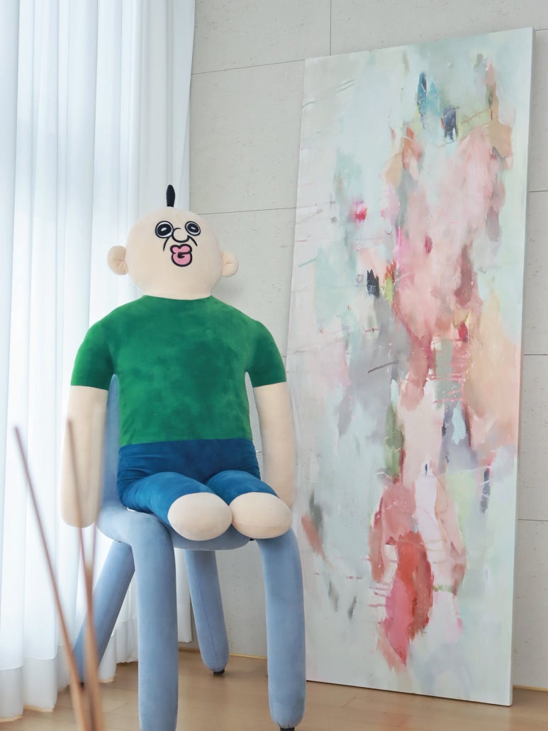 경기도 일산 키키(KIKI) 하우스 : 일상의 결을 차곡히 쌓아가는 크리에이터의 집