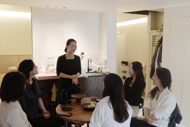 인터스타일 초대의 순간 : 용산 Grip Around Lodge 초대